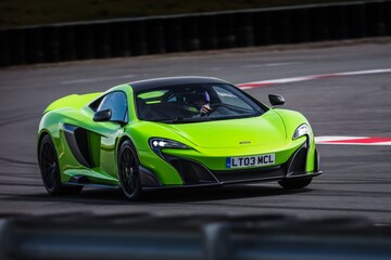 McLaren 675 LT