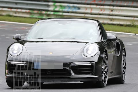 Porsche 911 Turbo S facelift duikt op