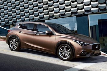 Infiniti Q30