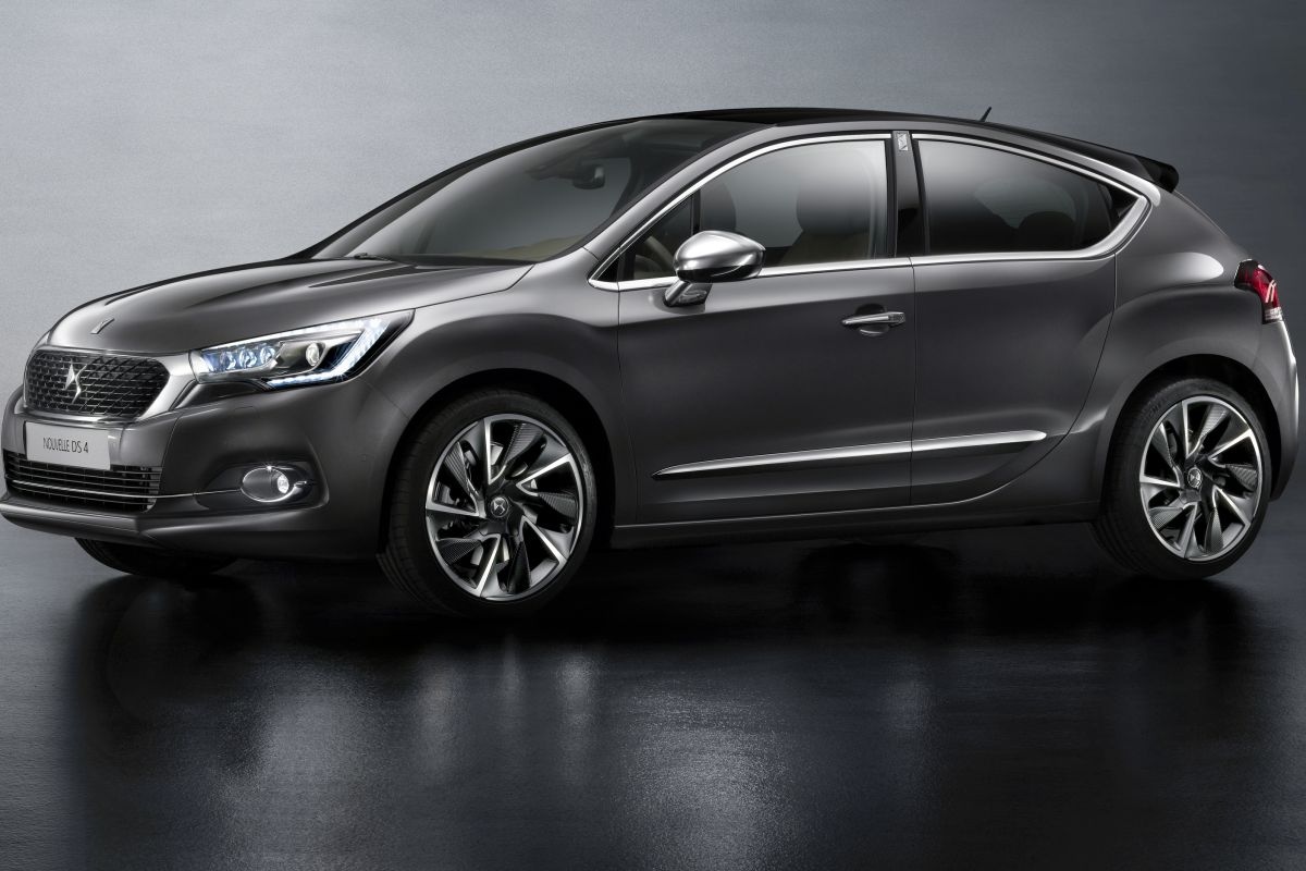 DS 4 