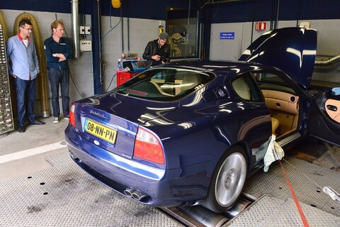 Op de Rollenbank - Maserati 4200 GT