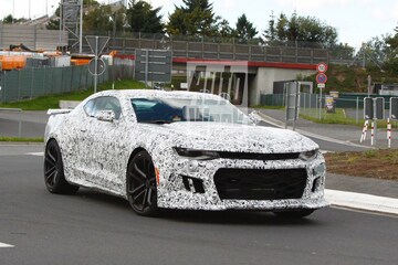 Chevrolet Camaro ZL1 spyshots