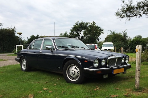 In het wild: Daimler Double-Six (1992)