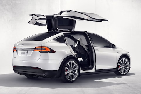 Dít is de Tesla Model X