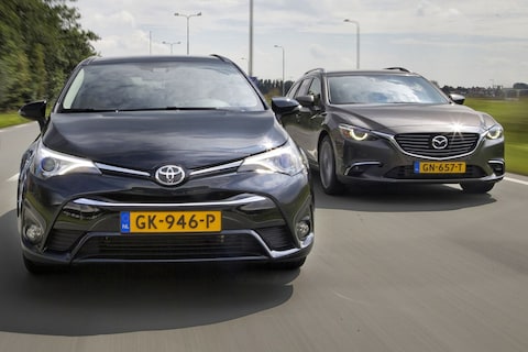 Dubbeltest - Mazda 6 vs. Toyota Avensis