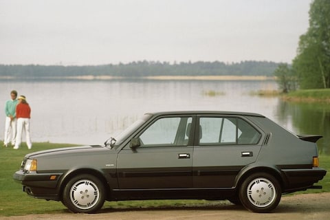 Volvo 340 DL 2.0