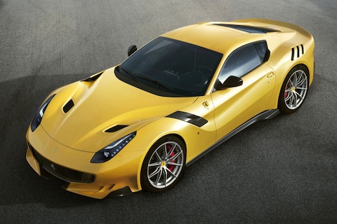 Ferrari onthult F12tdf