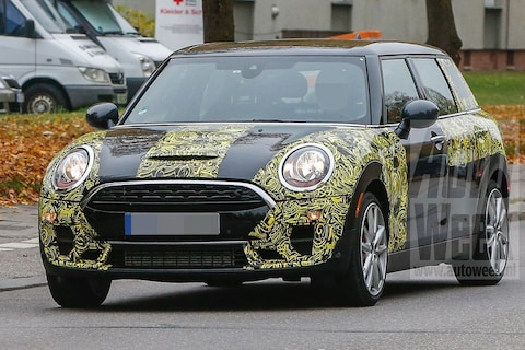 Mini Clubman John Cooper Works warmt op