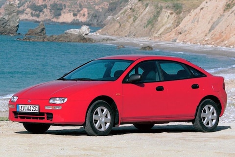 Mazda 323 F 2.0i V6 GLX