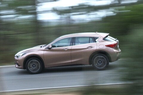 Rij-impressie - Infiniti Q30