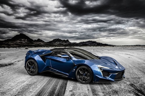 W Motors presenteert definitieve Fenyr Supersports