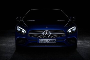 Mercedes SL facelift teaser