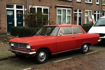 Opel Rekord B In het Wild