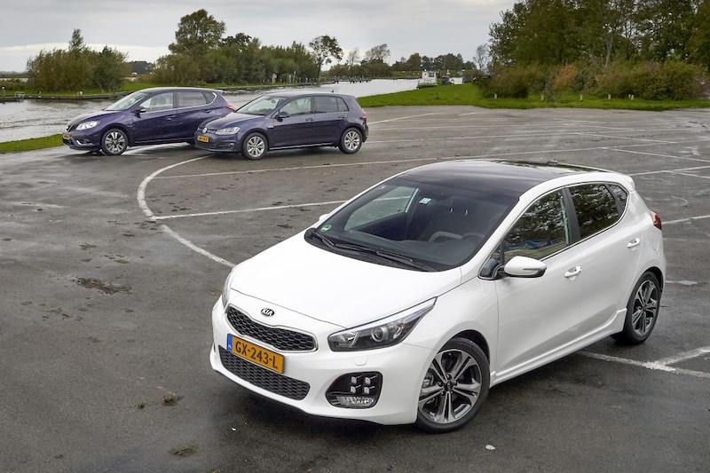 Nissan Pulsar - Volkswagen Golf- Kia Cee'd