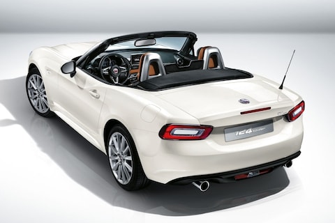 Journaal - Fiat 124 Spider vs MX-5