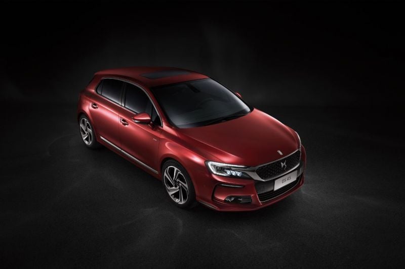DS 4S