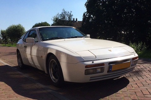 In het wild: Porsche 944 Turbo (1985)