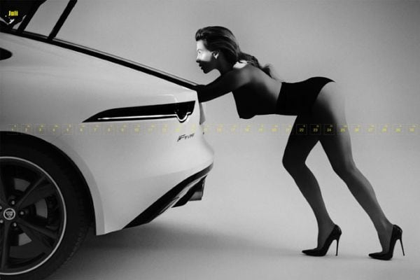 Jaguar F-Type en Victoria Koblenko (foto Rahi Rezv