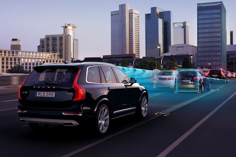 Volvo test zelfrijdende auto's met Britse gezinnen