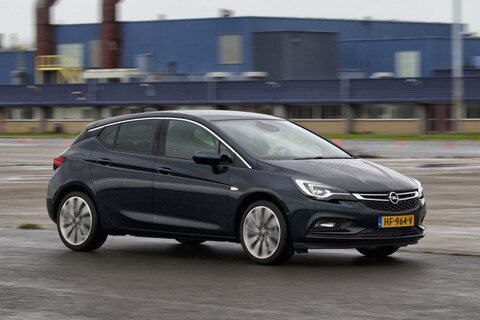 Opel Astra 1.4 Turbo (2016)