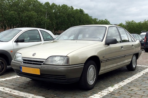 In het wild: Opel Omega A