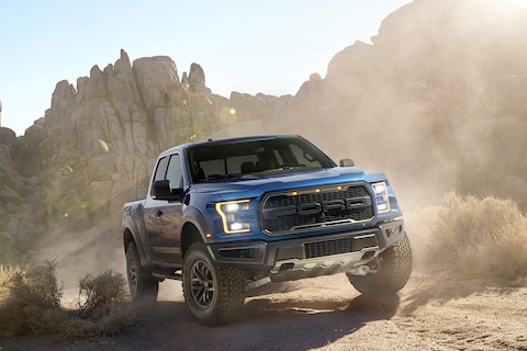 Ford F-150 Raptor SuperCrew is los