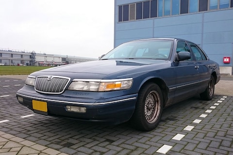 In het Wild: Mercury Grand Marquis (1996)