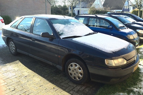 In het Wild: Renault Safrane (1995)