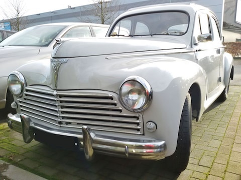 In het wild: Peugeot 203