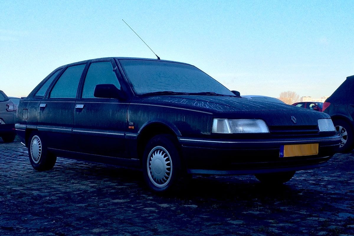 Renault 21 In het Wild