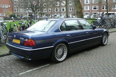 In het wild: Alpina B12