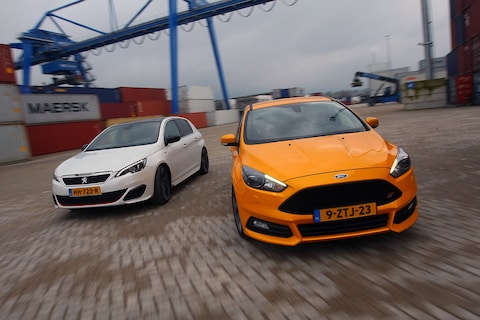 Ford Focus ST vs. Peugeot 308 GTI 250 - Vergelijkende test