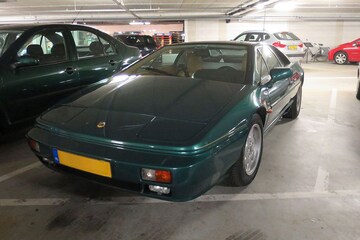 Lotus Esprit