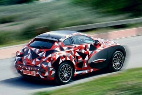 Velantur toont eerste lijnen