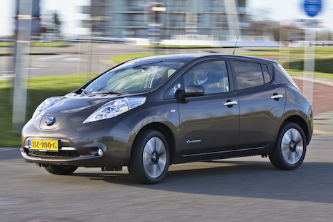 PvdA: alleen nog elektrische auto's