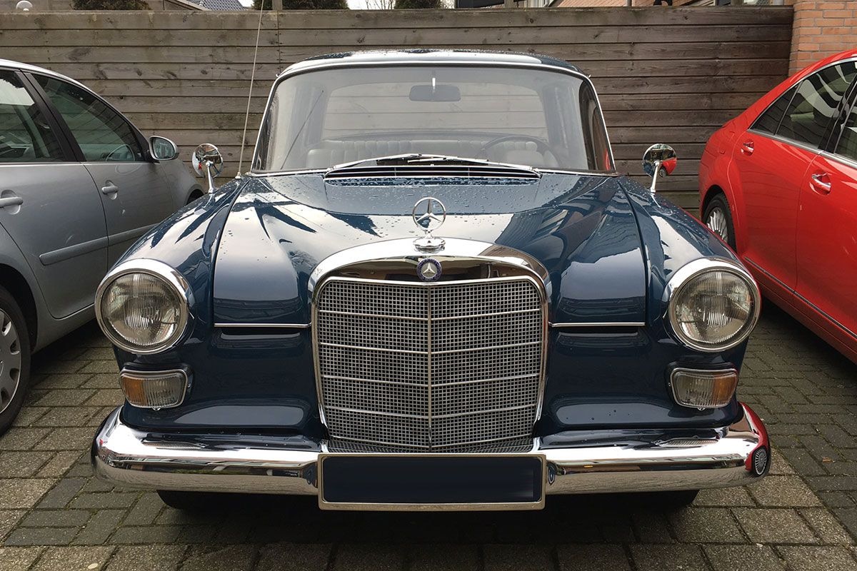 Mercedes 200