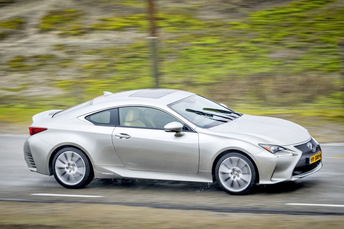 Lexus RC 300h