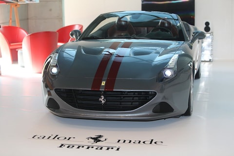 Speciale Ferrari California T eert verleden