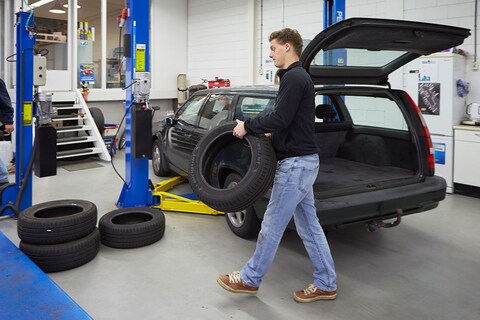 Viva la Volvo Deel 3 - Doe het zelf-garage