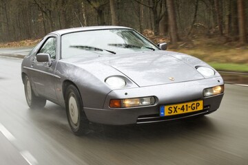 Porsche 928 S