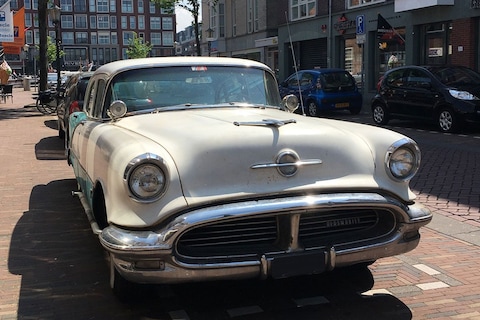 In het wild: Oldsmobile Super 88 (1956)