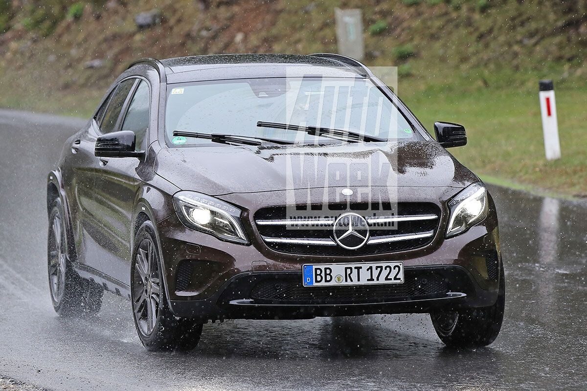 Mercedes GLB-klasse spyshots