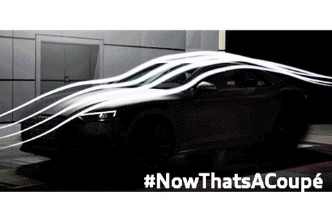 Audi A5 schemert door