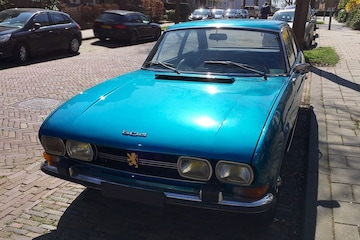 Peugeot 504 Coupé In het Wild