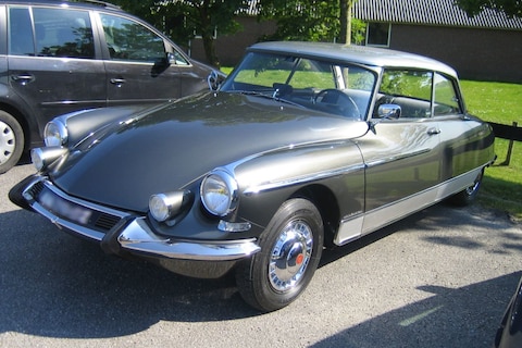 In het wild: Citroën DS 19 Chapron Concorde (1963)