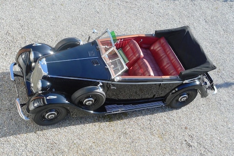 Mercedes-Benz met naziverleden onder de hamer