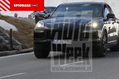 Porsche Cayenne gespot - Spionage