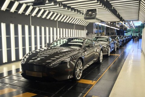 Doek valt voor Aston Martin DB9