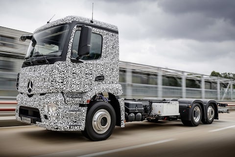 26 tons EV: Mercedes-Benz Urban eTruck