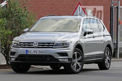 Ongecamoufleerd: Volkswagen Tiguan LWB